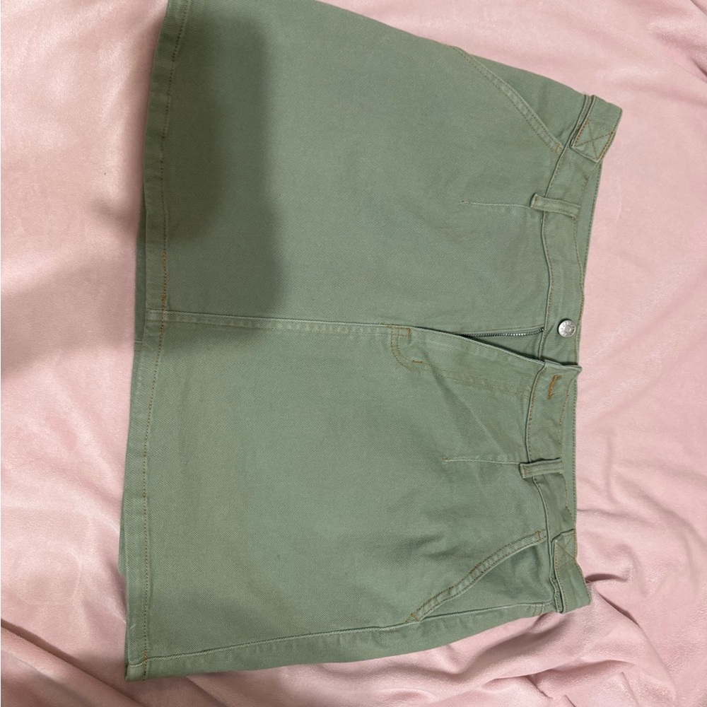 Women’s Olive Green High-Rise Shorts